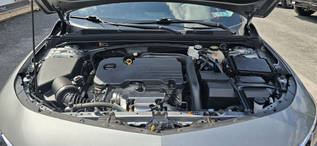 2023 Chevrolet Malibu 1LT - Photo 10