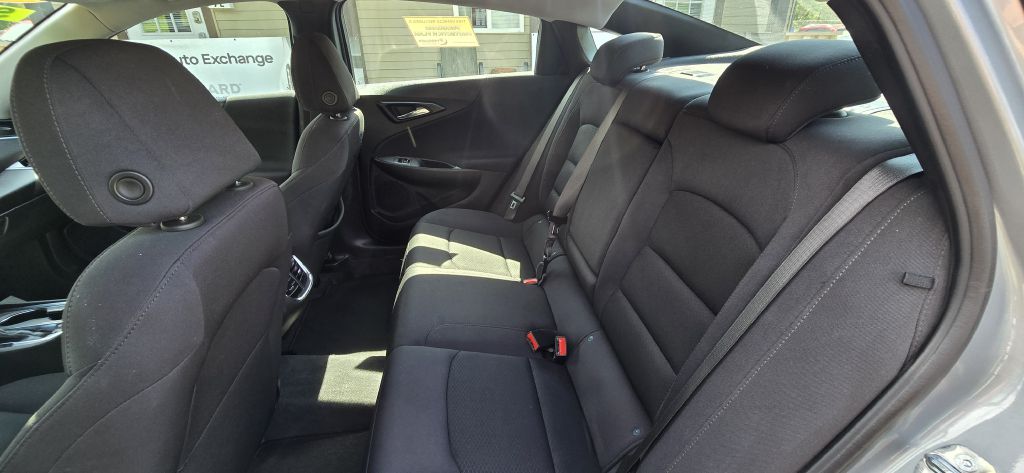 2023 Chevrolet Malibu 1LT - Photo 18