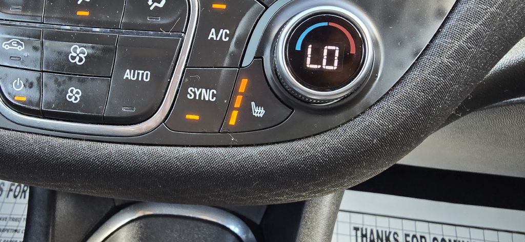 2023 Chevrolet Malibu 1LT - Photo 29