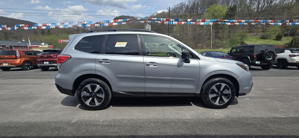 2018 Subaru Forester Limited - Photo 4