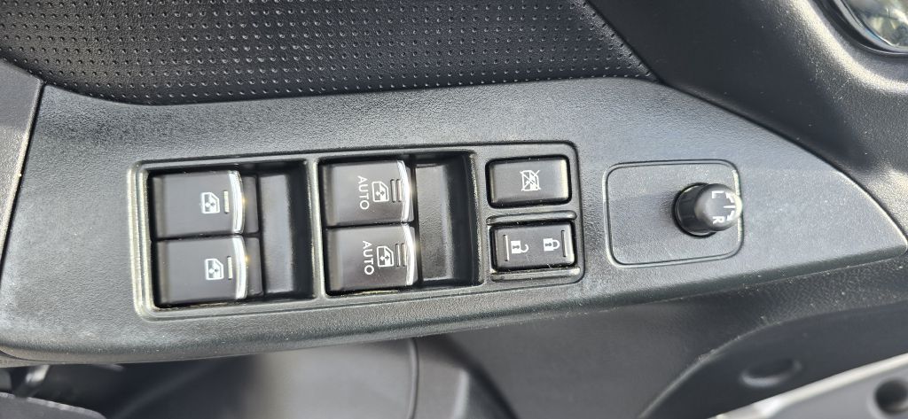 2018 Subaru Forester Limited - Photo 16