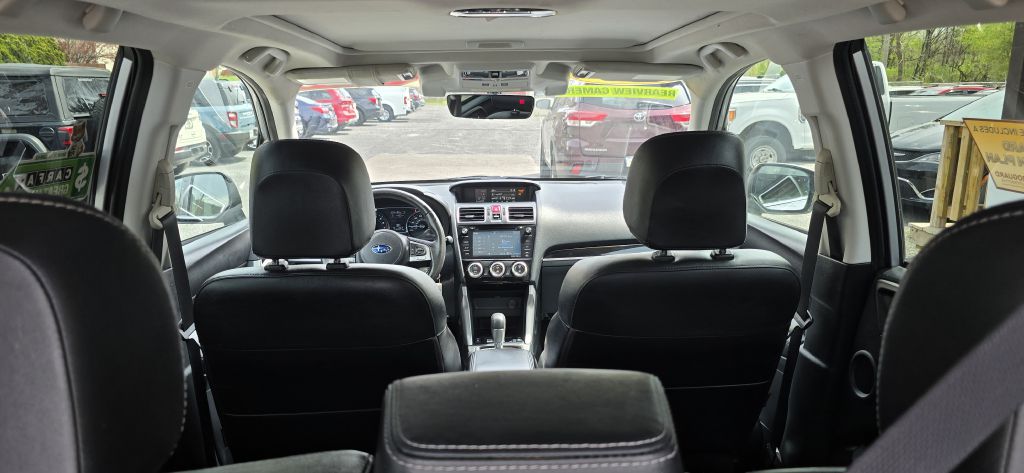 2018 Subaru Forester Limited - Photo 28