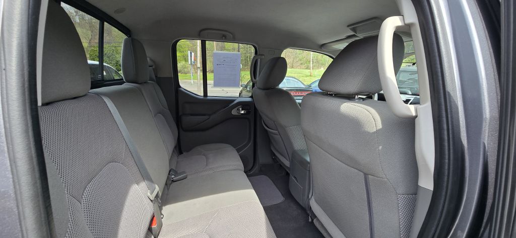 2019 Nissan Frontier SV - Photo 19