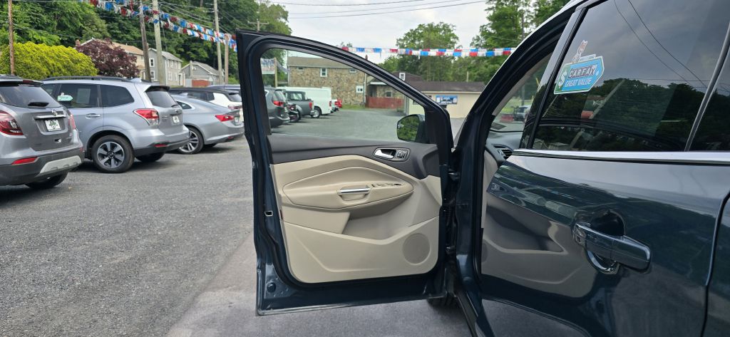 2019 Ford Escape Titanium - Photo 12