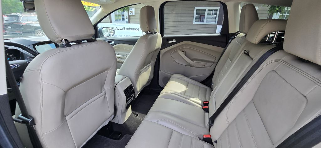 2019 Ford Escape Titanium - Photo 19