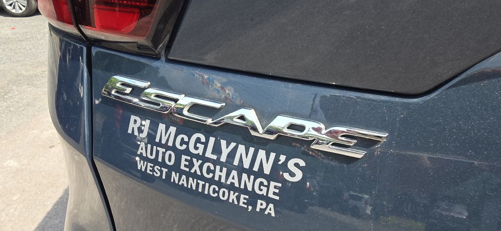2019 Ford Escape Titanium - Photo 23