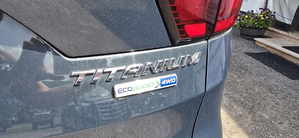 2019 Ford Escape Titanium - Photo 24