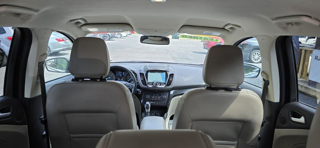 2019 Ford Escape Titanium - Photo 28
