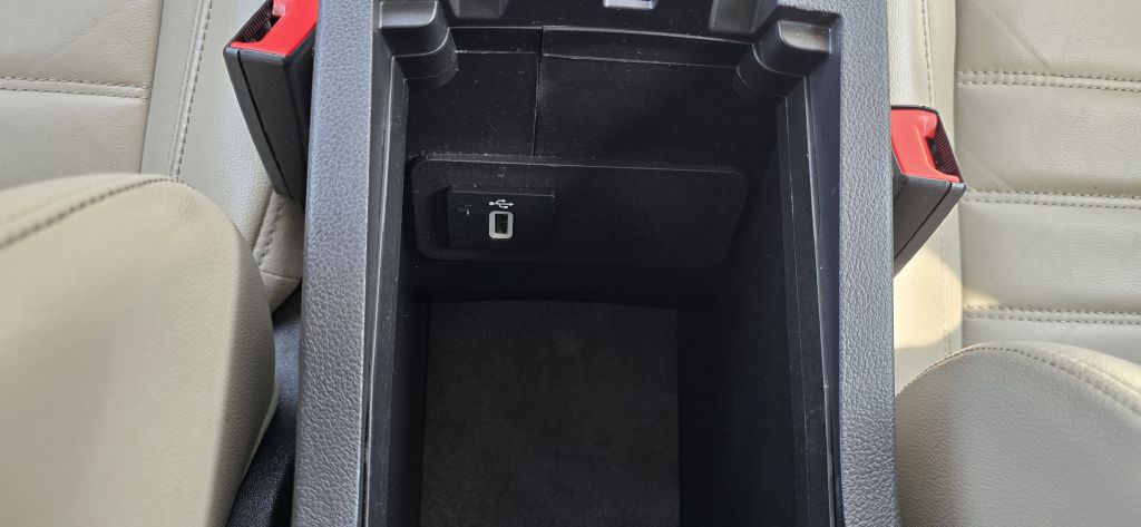 2019 Ford Escape Titanium - Photo 47