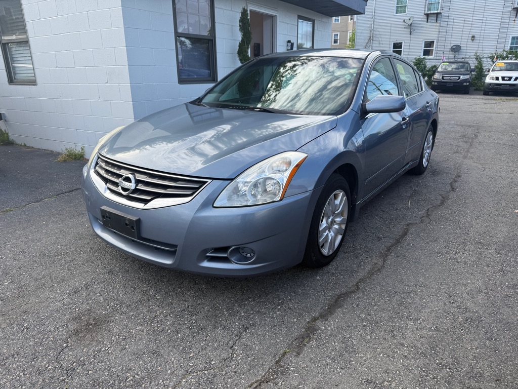 Photo 2 of this NISSAN ALTIMA