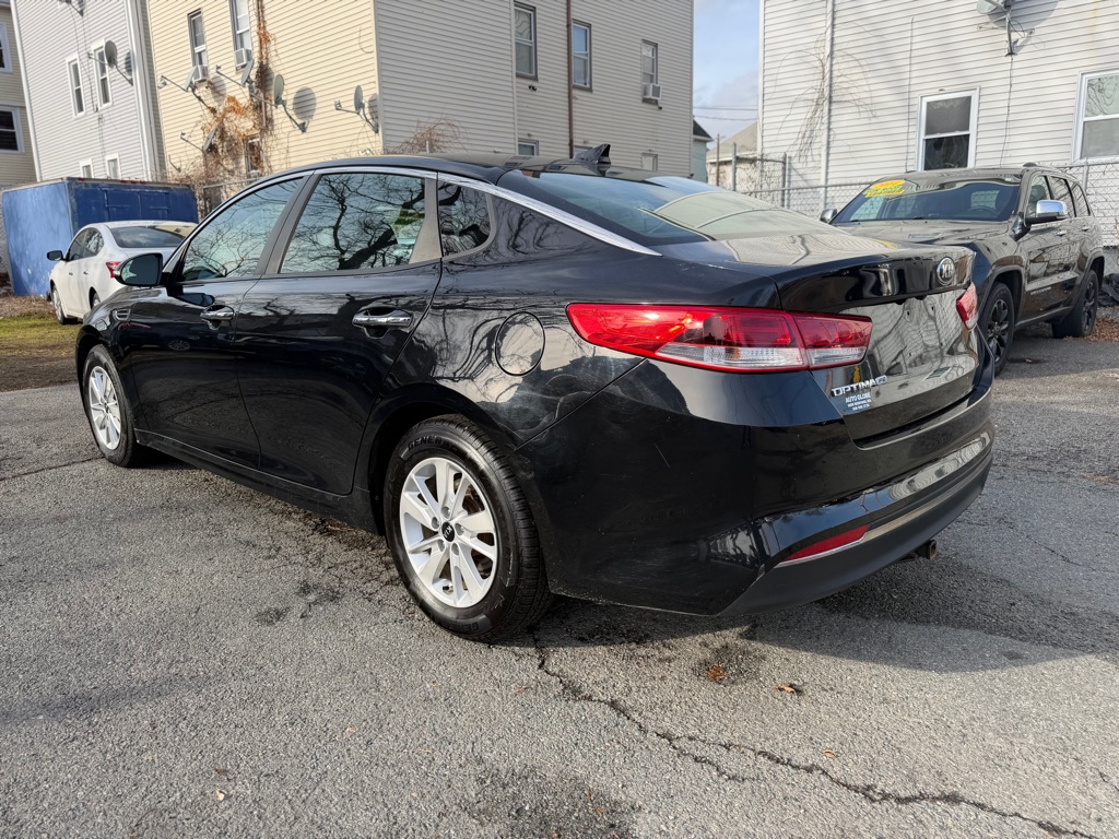 Photo 6 of this KIA OPTIMA