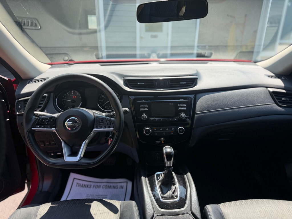 Photo 9 of this NISSAN ROGUE