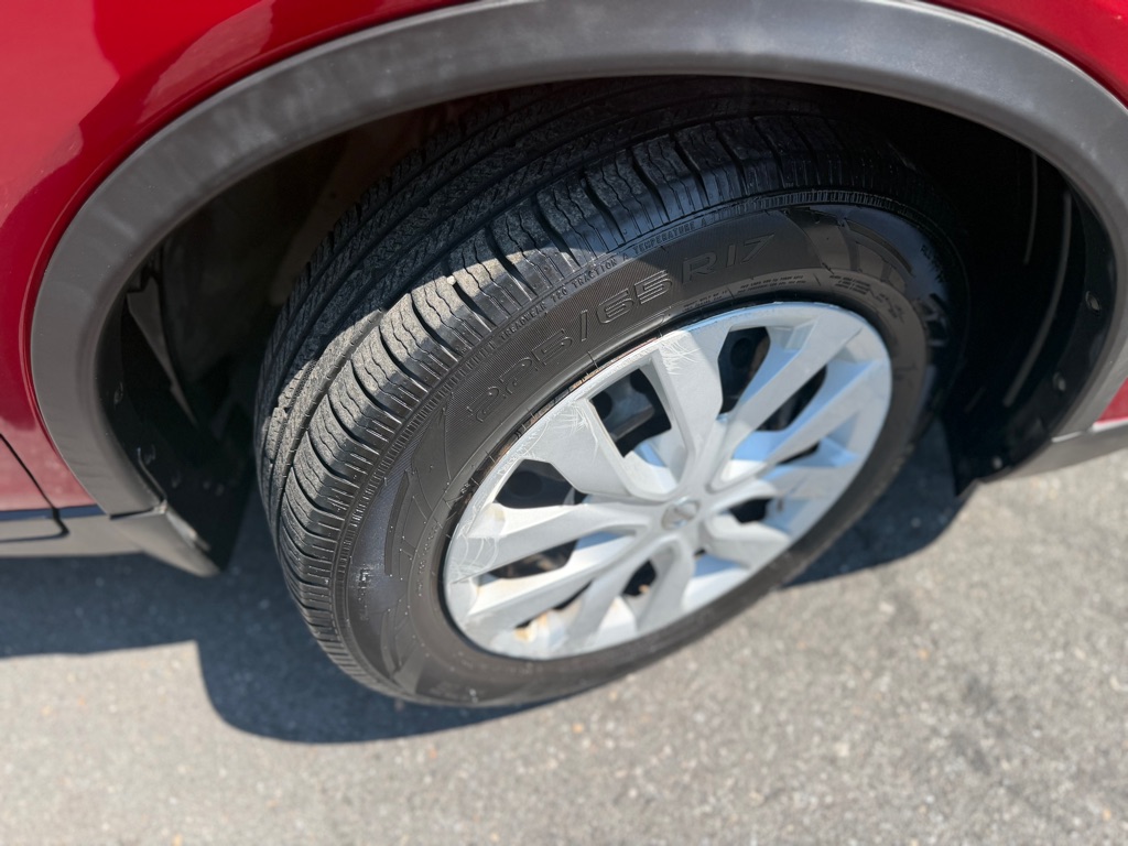 Photo 13 of this NISSAN ROGUE