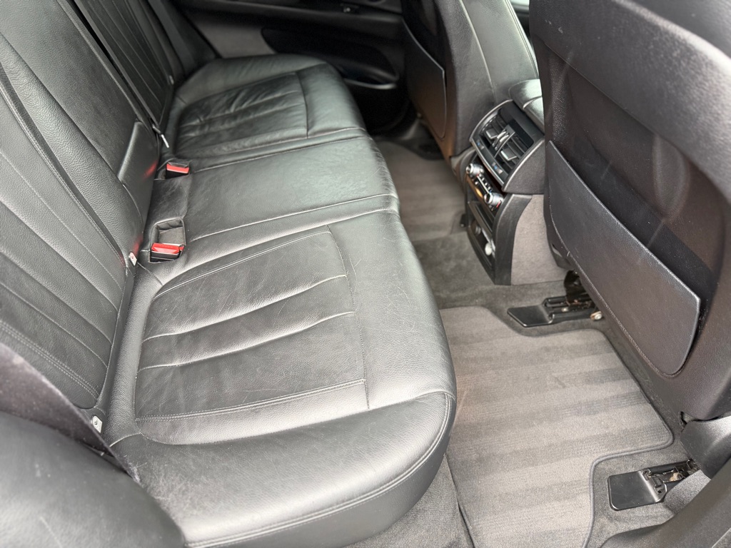 Photo 17 of this BMW X5