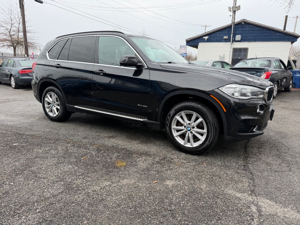 Photo 4 of this BMW X5