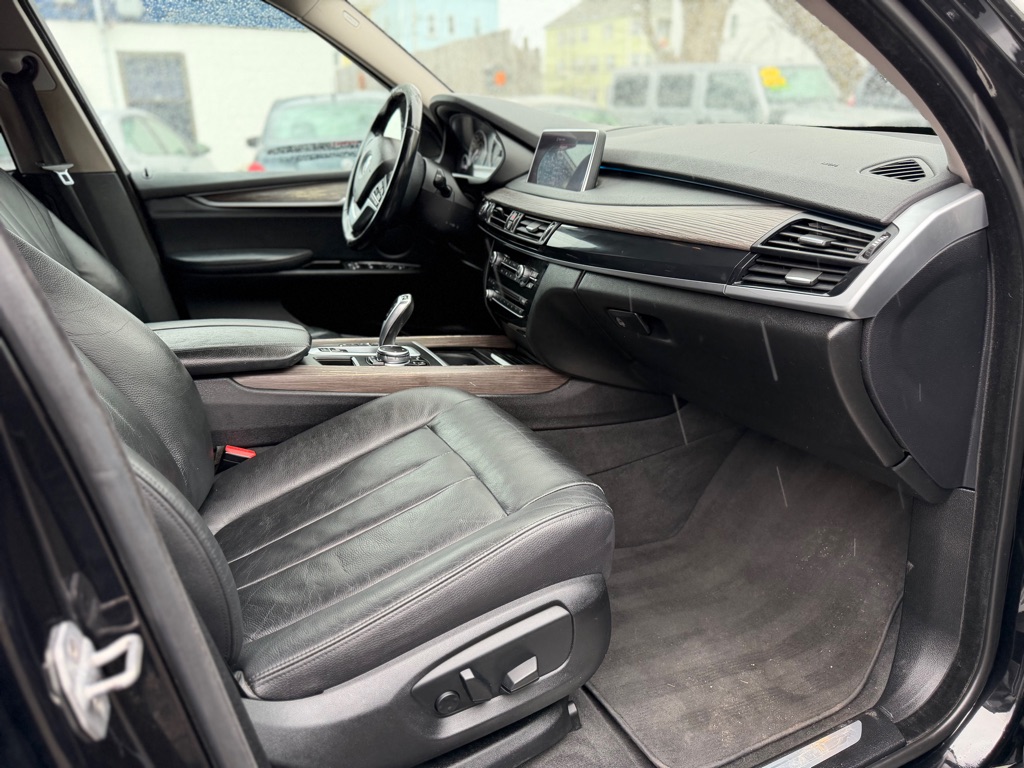 Photo 18 of this BMW X5