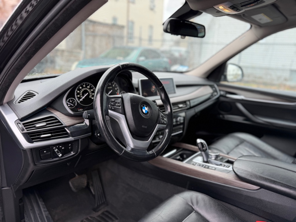 Photo 10 of this BMW X5