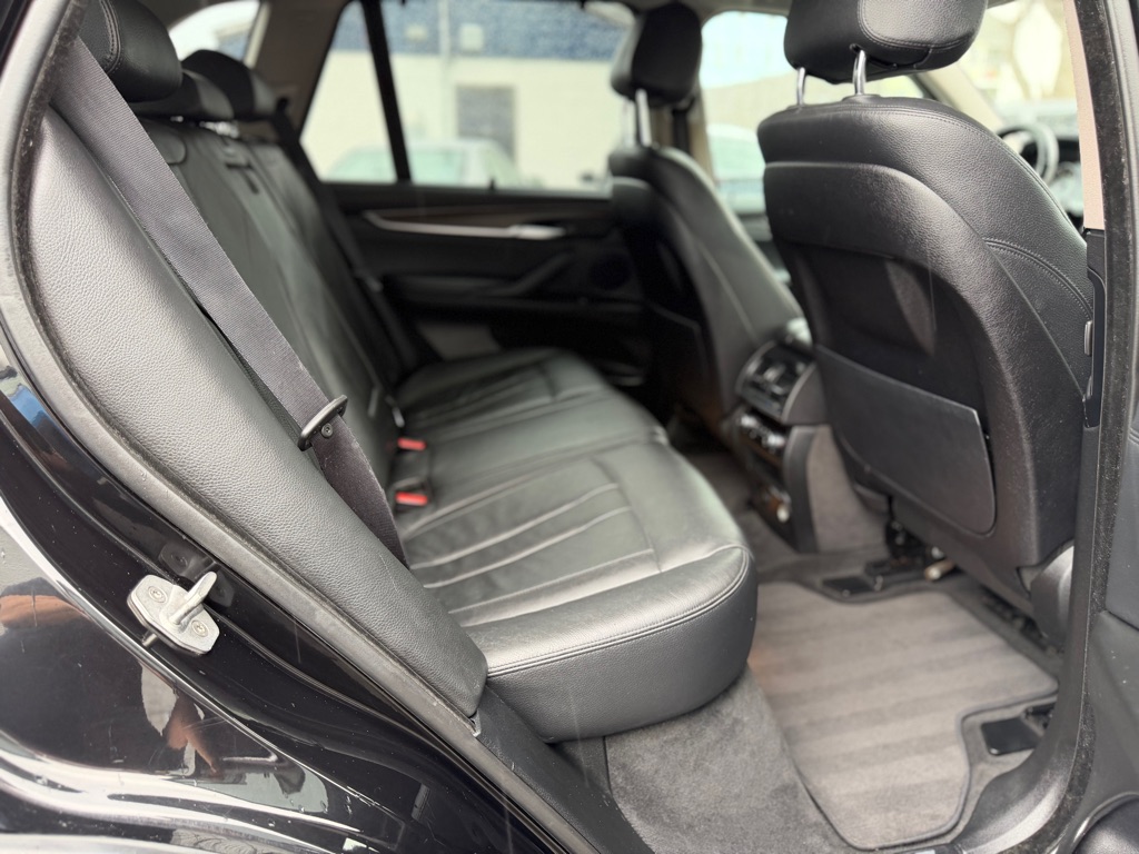 Photo 16 of this BMW X5