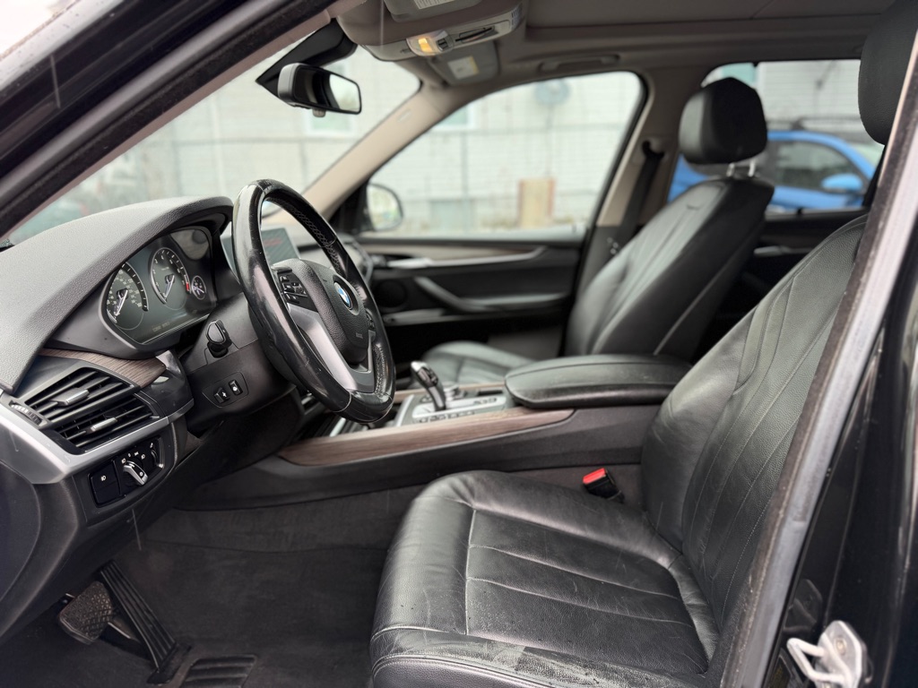 Photo 11 of this BMW X5
