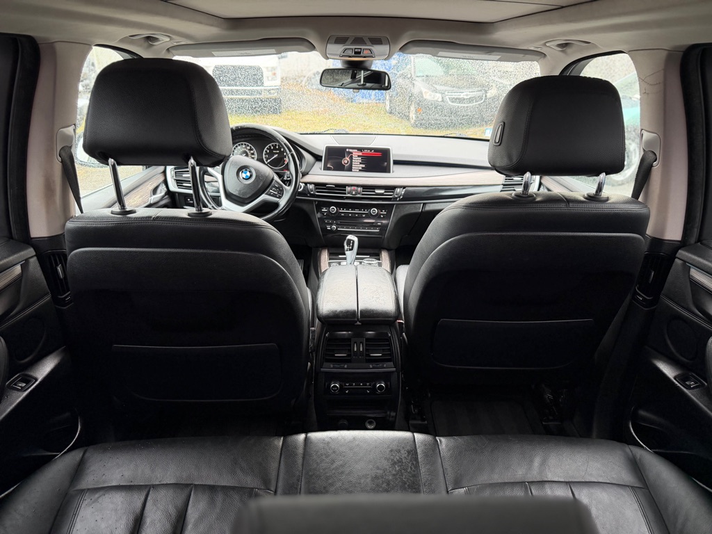 Photo 15 of this BMW X5
