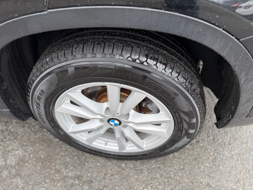 Photo 8 of this BMW X5