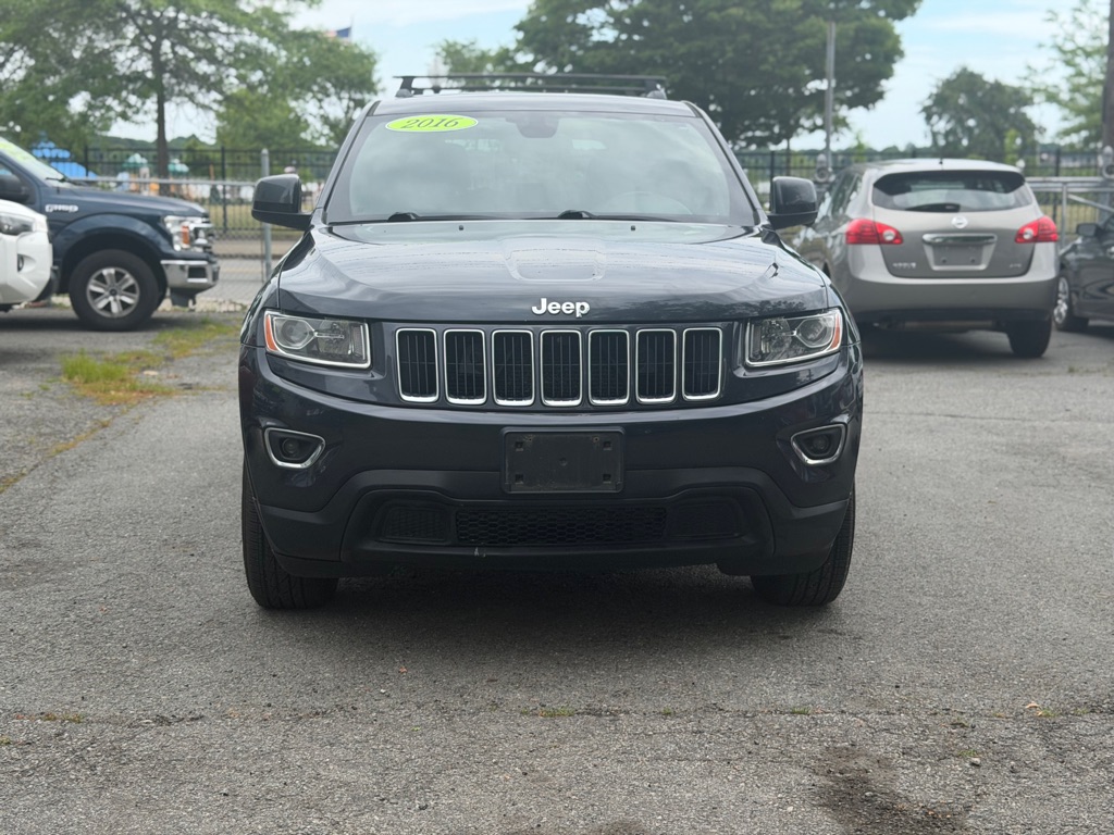Photo 2 of this JEEP GRAND CHEROKEE
