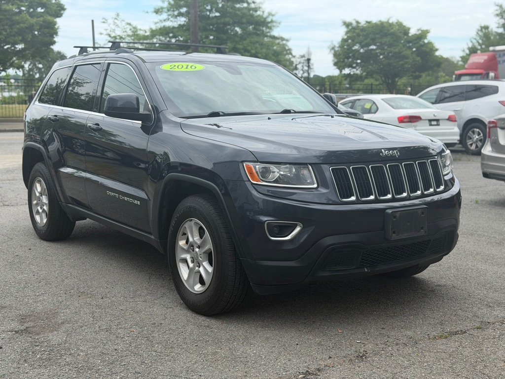 Photo 3 of this JEEP GRAND CHEROKEE