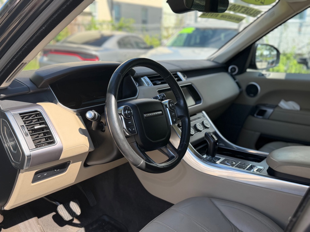 Photo 17 of this LAND ROVER RANGE ROVER SPO