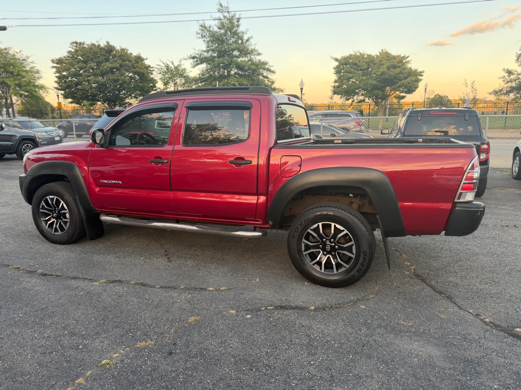 Photo 7 of this TOYOTA TACOMA
