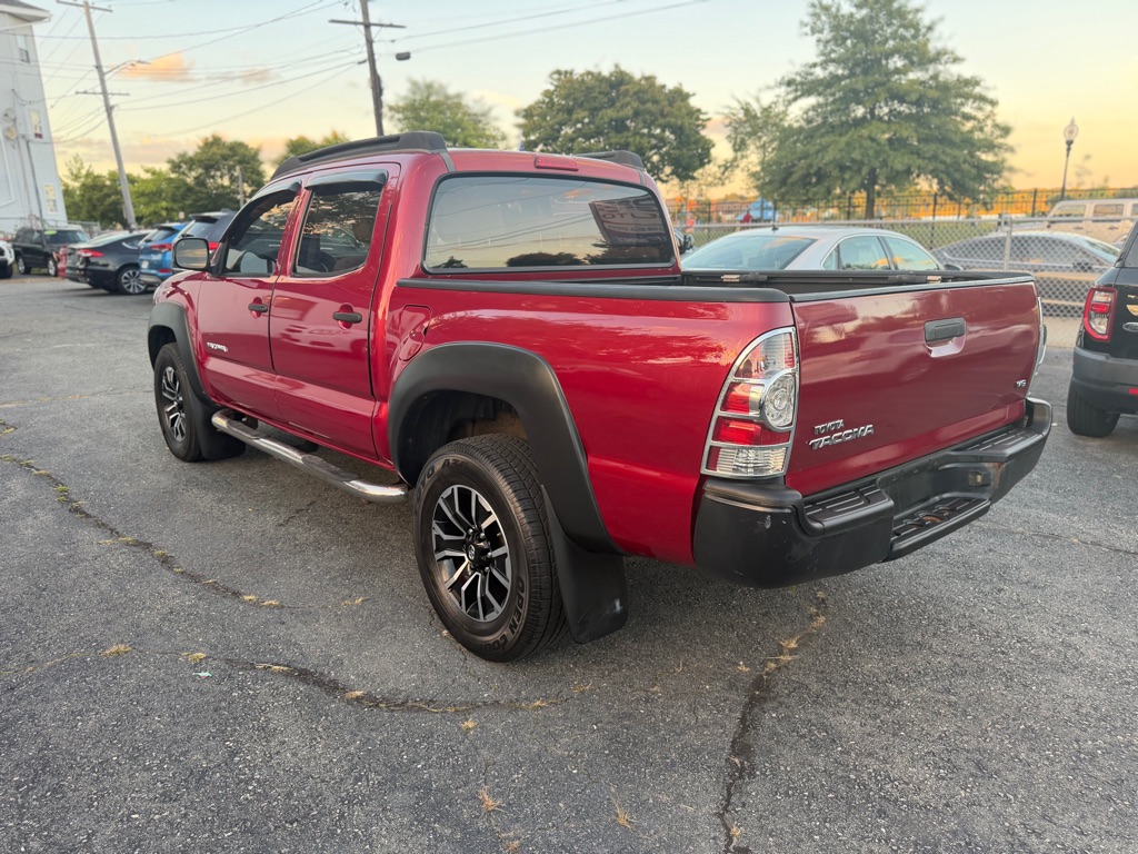 Photo 6 of this TOYOTA TACOMA