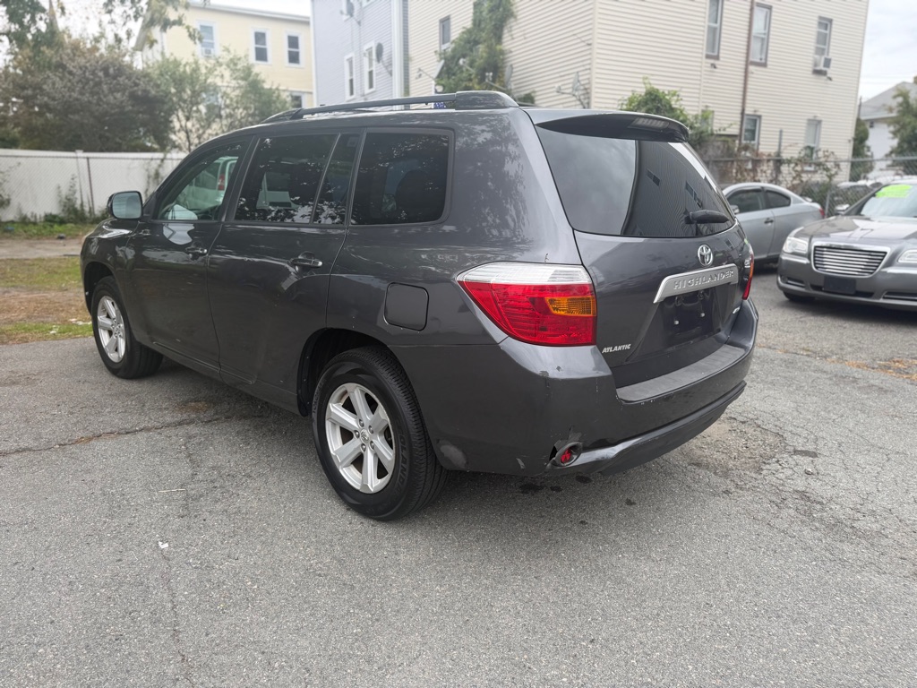 Photo 6 of this TOYOTA HIGHLANDER