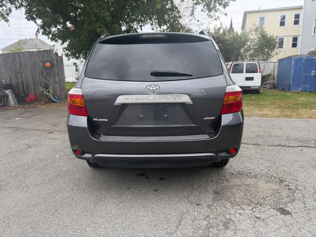 Photo 5 of this TOYOTA HIGHLANDER