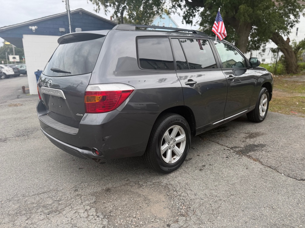 Photo 4 of this TOYOTA HIGHLANDER