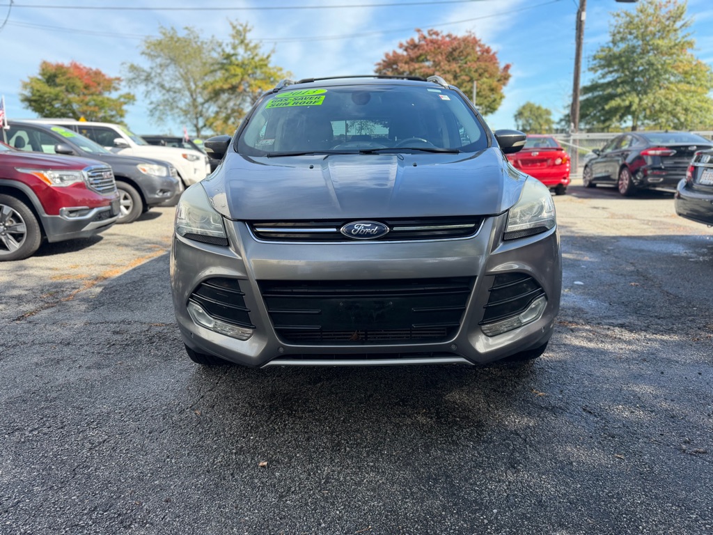Photo 2 of this FORD ESCAPE