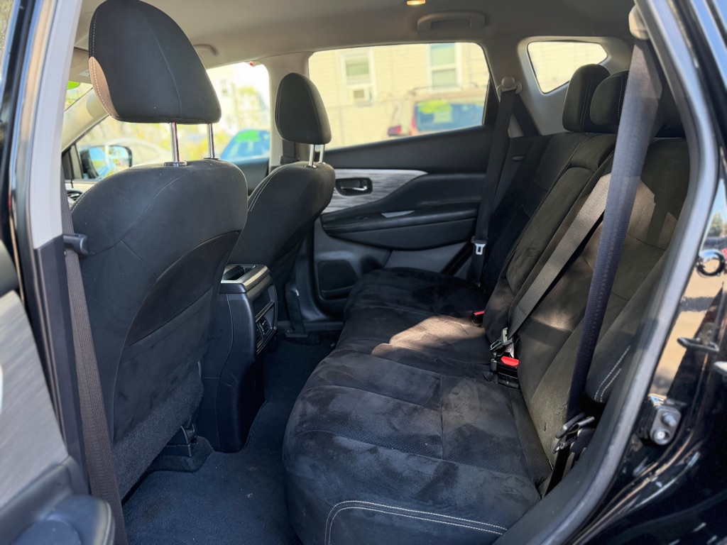 Photo 11 of this NISSAN MURANO
