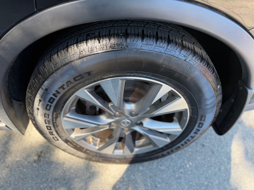 Photo 9 of this NISSAN MURANO