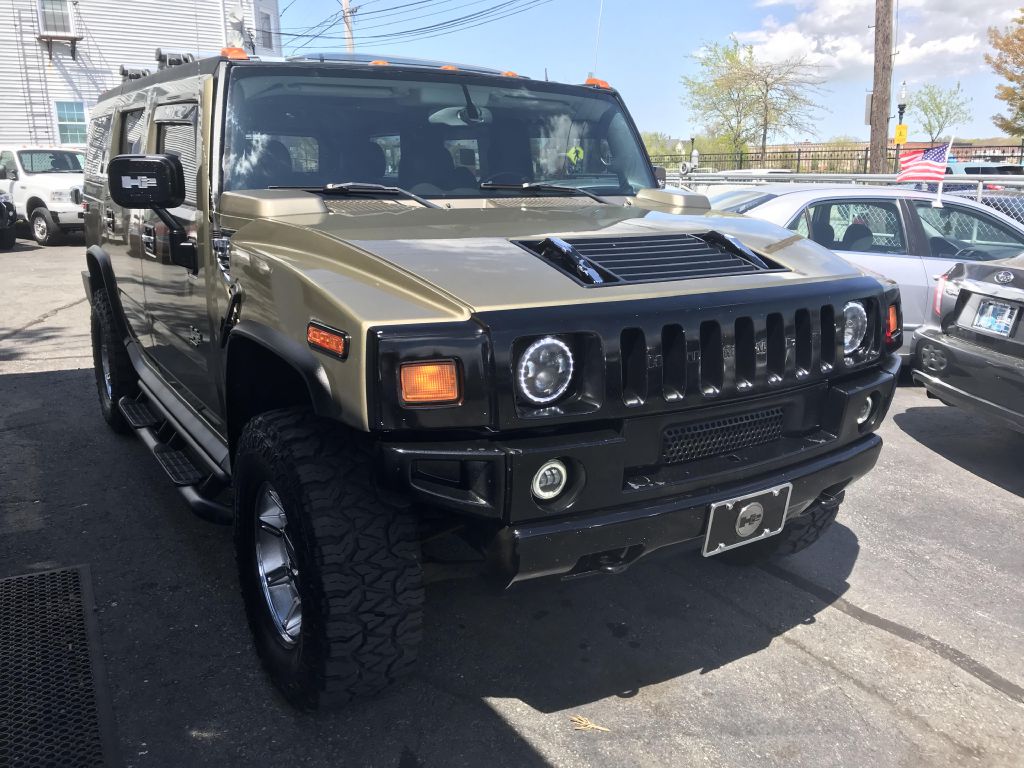 Photo 3 of this HUMMER H2