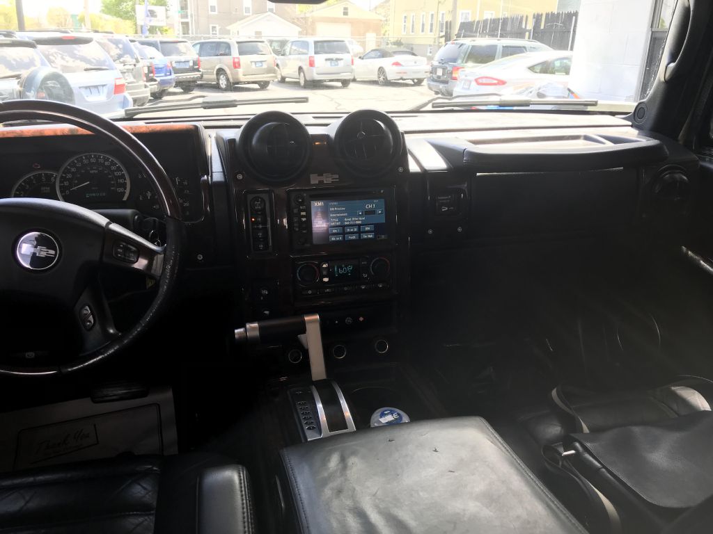 Photo 15 of this HUMMER H2