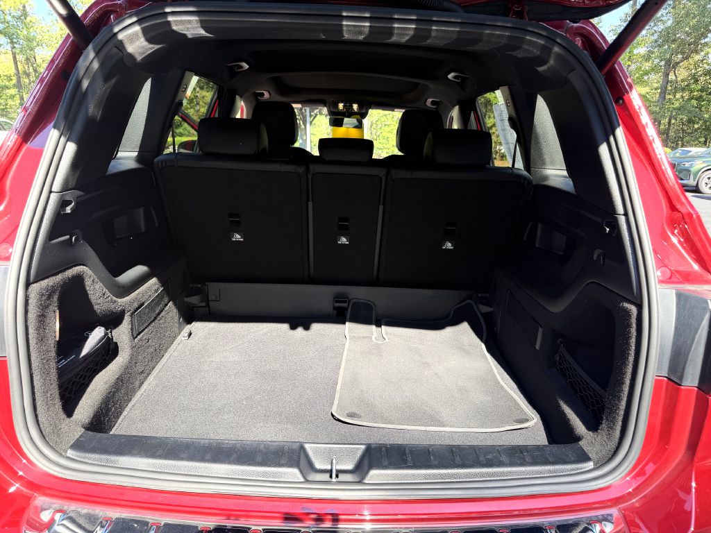Photo 14 of this MERCEDES-BENZ GLB
