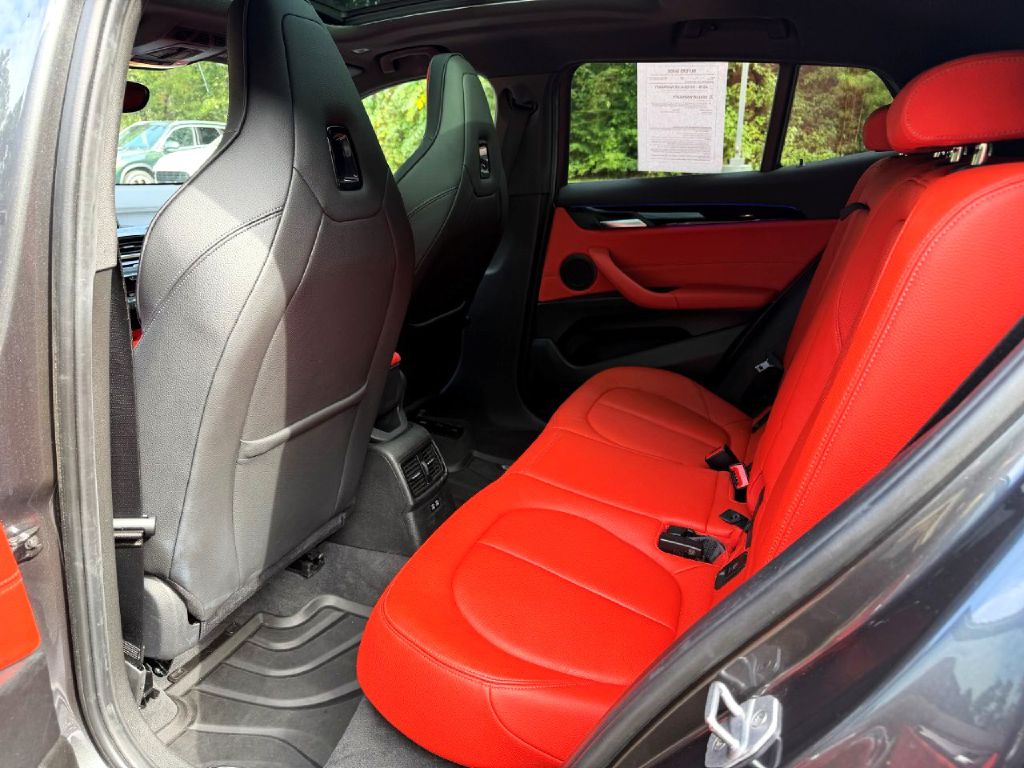 Photo 11 of this BMW X2