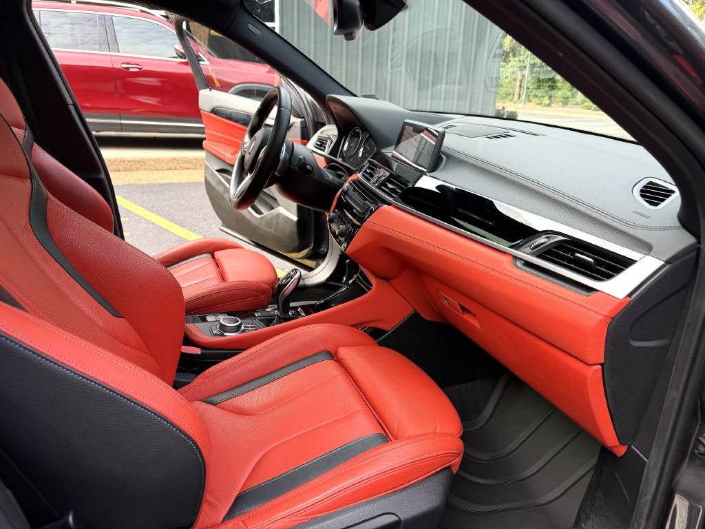 Photo 12 of this BMW X2