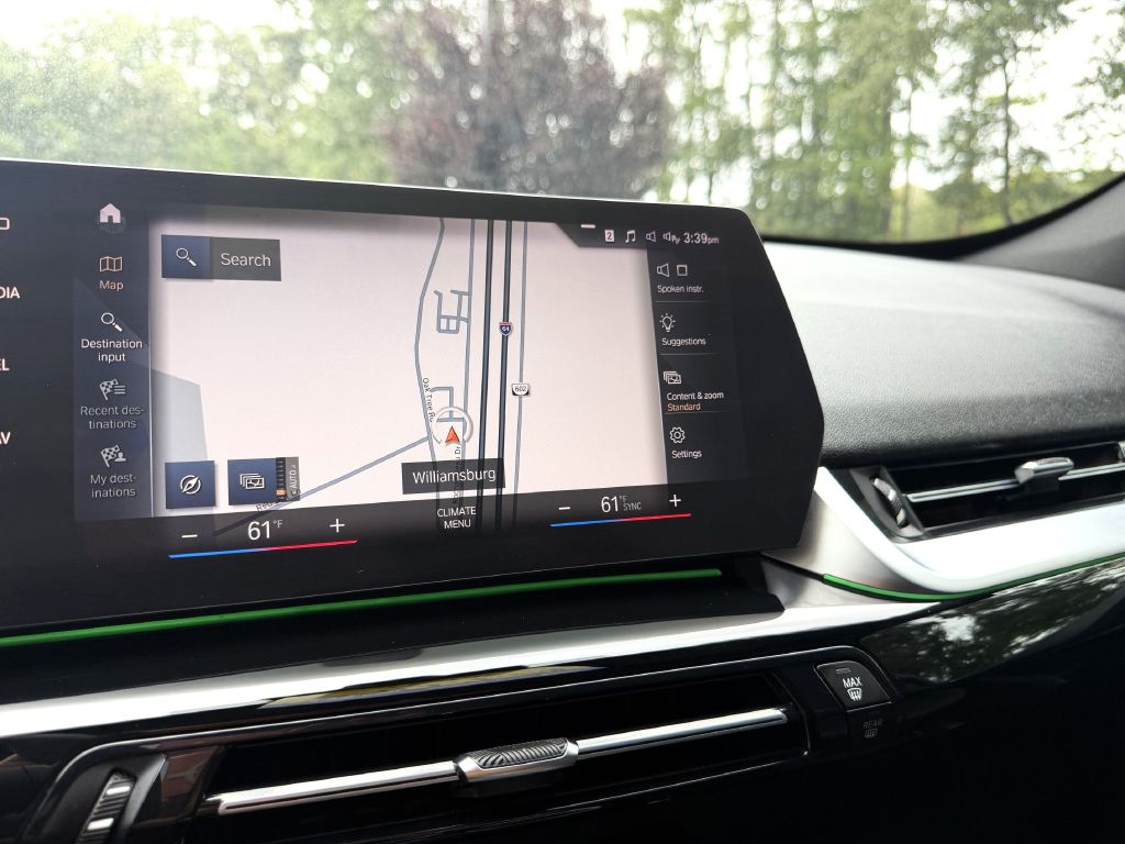 Photo 11 of this BMW X1
