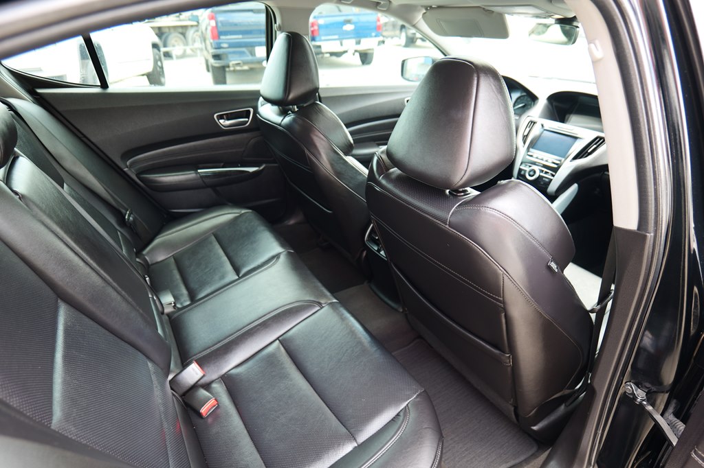 Photo 37 of this ACURA TLX