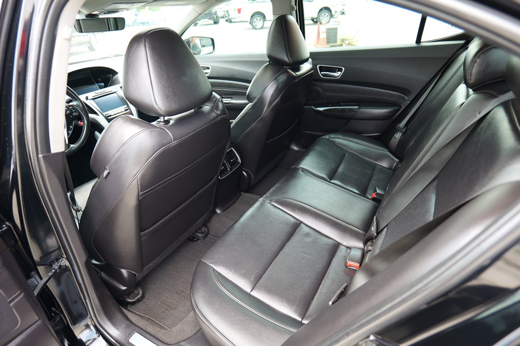 Photo 28 of this ACURA TLX