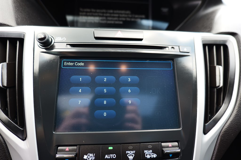 Photo 22 of this ACURA TLX