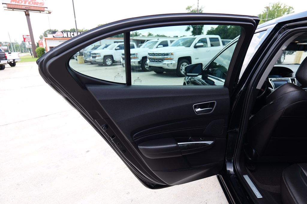 Photo 30 of this ACURA TLX