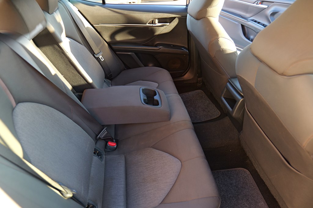 Used Car 2018 Toyota Camry  Le For Sale Under $20,000 In Baker, Louisiana