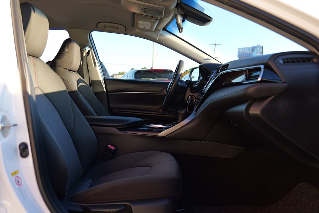 Used Car 2018 Toyota Camry  Le For Sale Under $20,000 In Baker, Louisiana