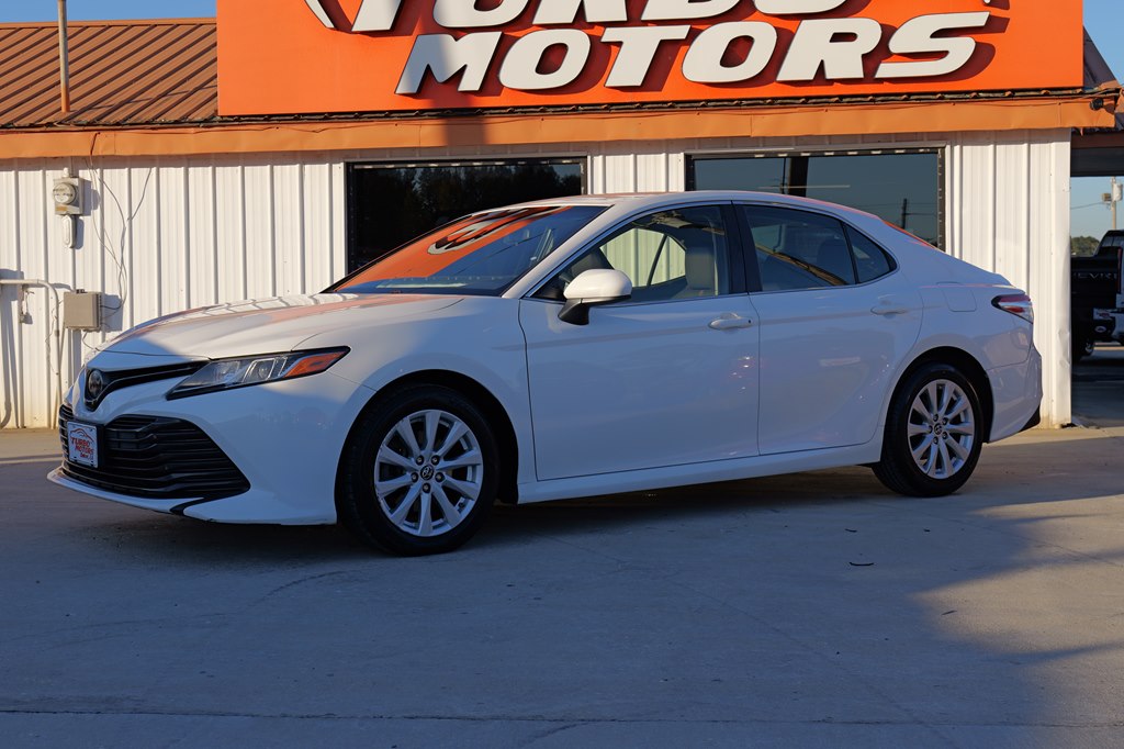 Used Car 2018 Toyota Camry  Le For Sale Under $20,000 In Baker, Louisiana