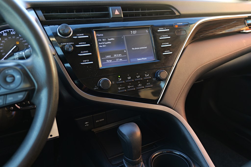 Used Car 2018 Toyota Camry  Le For Sale Under $20,000 In Baker, Louisiana